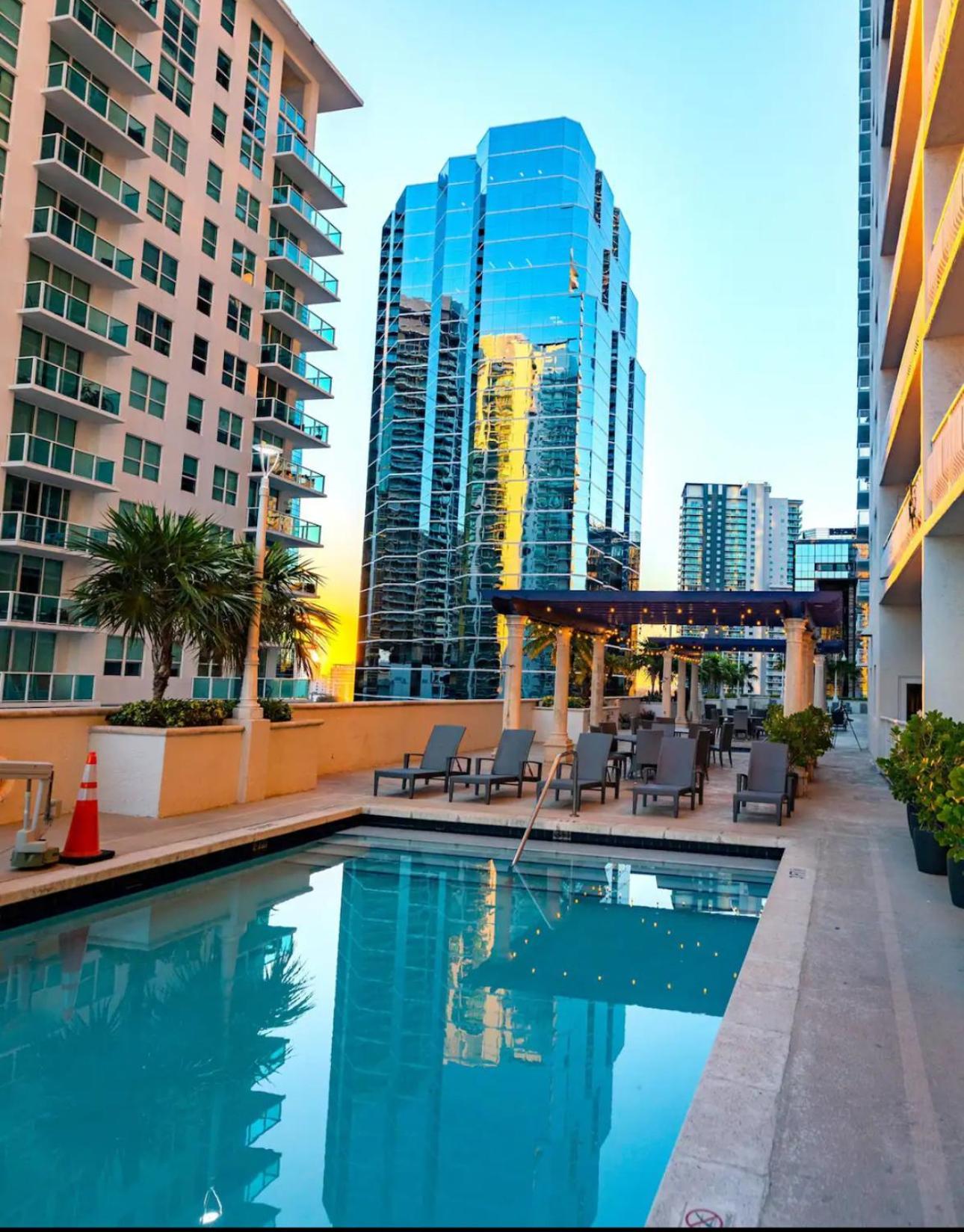 Luxury 1 Bedroom • Brickell • And Ocean View Apartment Miami